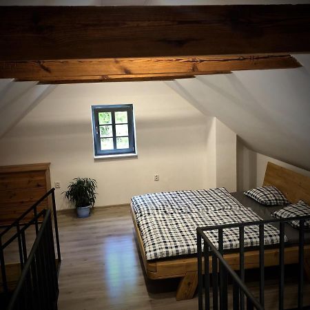 Mezonetovy Apartman S Terasou Na Samote V Lese Vlkava Exterior foto