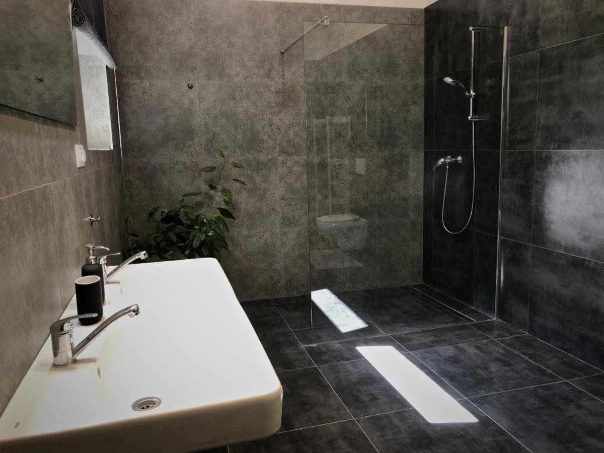 Mezonetovy Apartman S Terasou Na Samote V Lese Vlkava Exterior foto